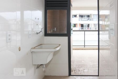 Apartamento à venda com 90m², 3 quartos e 1 vaga Apartamento à venda com 90m², 3 quartos e 1 vagaCozinha e Área de Serviço