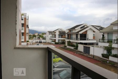 Apartamento à venda com 90m², 3 quartos e 1 vaga Apartamento à venda com 90m², 3 quartos e 1 vagaVaranda da Suite Canadense 1