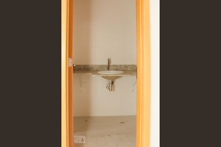 Apartamento à venda com 90m², 3 quartos e 1 vaga Apartamento à venda com 90m², 3 quartos e 1 vagaBanheiro da Suite Canadense