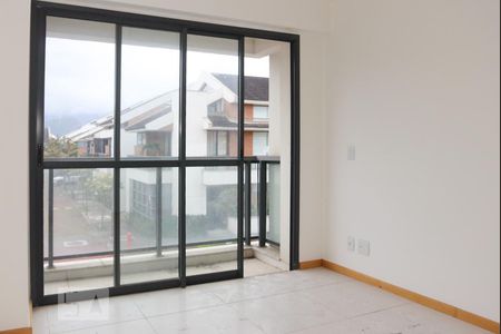 Apartamento à venda com 90m², 3 quartos e 1 vaga Apartamento à venda com 90m², 3 quartos e 1 vagaSuíte