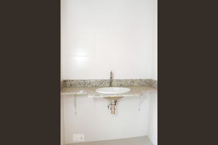 Apartamento à venda com 90m², 3 quartos e 1 vaga Apartamento à venda com 90m², 3 quartos e 1 vagaBanheiro da Suite Canadense