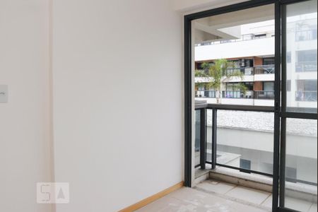 Apartamento à venda com 90m², 3 quartos e 1 vaga Apartamento à venda com 90m², 3 quartos e 1 vagaSuite Canadense 2