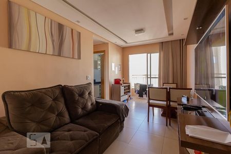 Sala de apartamento para alugar com 3 quartos, 70m² em Santa Mônica, Belo Horizonte