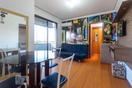 Sala de Estar de apartamento para alugar com 1 quarto, 50m² em Santana, Porto Alegre
