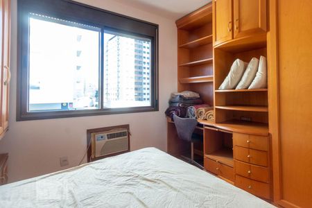Suíte de apartamento para alugar com 1 quarto, 50m² em Santana, Porto Alegre