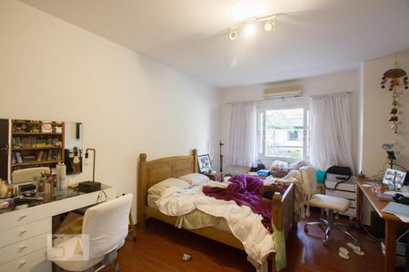 Casa à venda com 350m², 4 quartos e 4 vagasQuarto 2