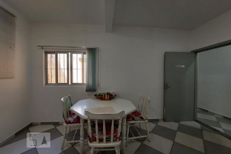 Apartamento à venda com 550m², 2 quartos e 3 vagas Apartamento à venda com 550m², 2 quartos e 3 vagasCozinha