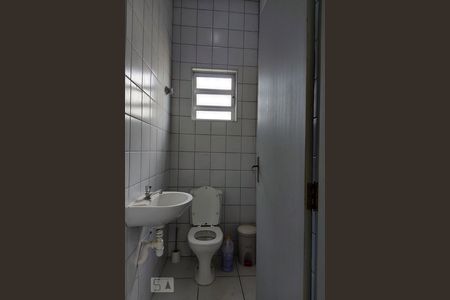 Apartamento à venda com 550m², 2 quartos e 3 vagas Apartamento à venda com 550m², 2 quartos e 3 vagasLavabo do sotão