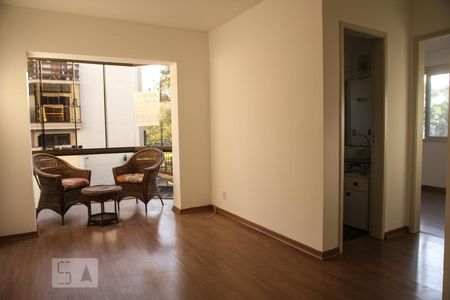 Sala de apartamento para alugar com 1 quarto, 44m² em Partenon, Porto Alegre