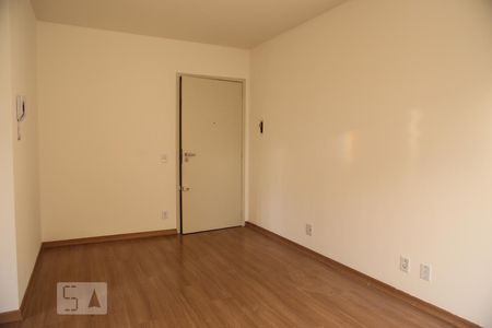Sala de apartamento para alugar com 1 quarto, 44m² em Partenon, Porto Alegre
