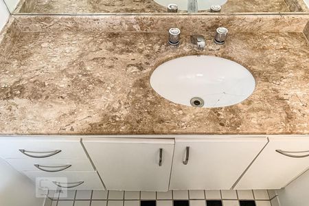 Apartamento para alugar com 85m², 2 quartos e 2 vagasBanheiro