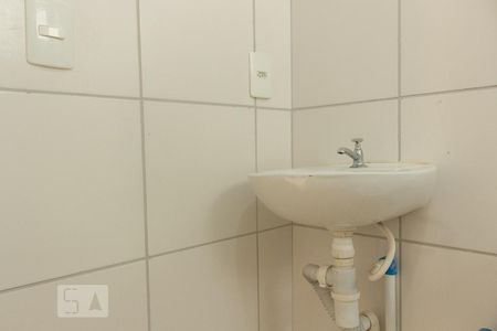 Apartamento para alugar com 44m², 2 quartos e 1 vaga Apartamento para alugar com 44m², 2 quartos e 1 vagaDetalhe do banheiro