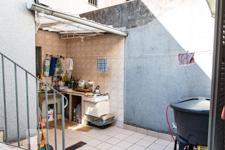 Casa à venda com 100m², 3 quartos e 1 vaga Casa à venda com 100m², 3 quartos e 1 vagaQuintal