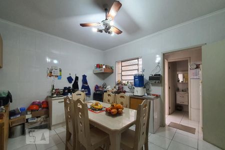 Casa à venda com 100m², 3 quartos e 1 vaga Casa à venda com 100m², 3 quartos e 1 vagaCozinha