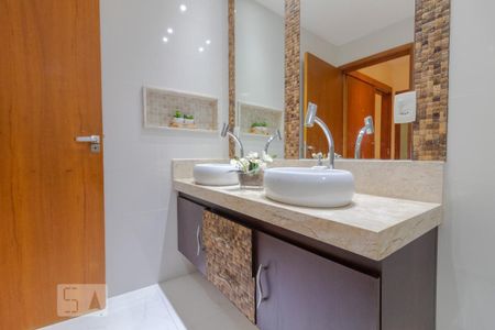 Apartamento à venda com 90m², 3 quartos e 1 vaga Apartamento à venda com 90m², 3 quartos e 1 vagaBanheiro