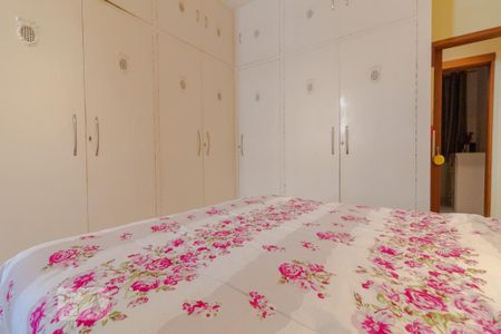 Apartamento à venda com 90m², 3 quartos e 1 vaga Apartamento à venda com 90m², 3 quartos e 1 vagaQuarto 2