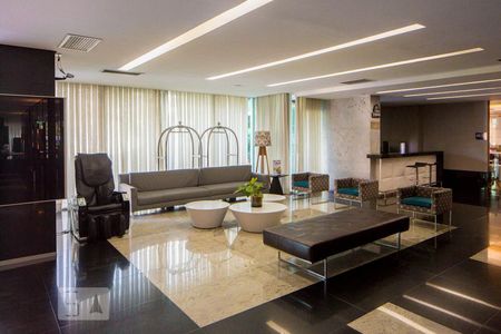 Apartamento à venda com 28m², 1 quarto e sem vaga Apartamento à venda com 28m², 1 quarto e sem vagaHall de Entrada