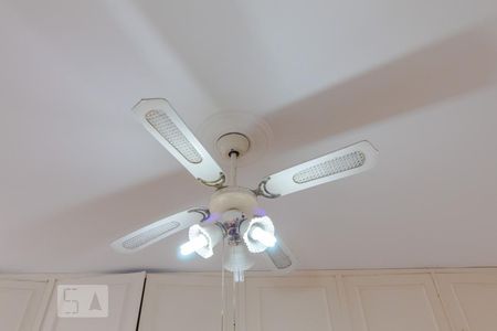 Detalhe do Quarto 1 - Ventilador de teto de apartamento à venda com 3 quartos, 100m² em Copacabana, Rio de Janeiro