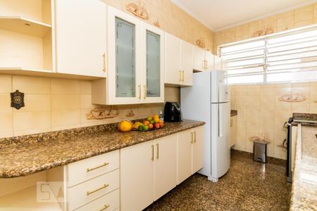 Casa para alugar com 310m², 5 quartos e 2 vagas Casa para alugar com 310m², 5 quartos e 2 vagasCozinha