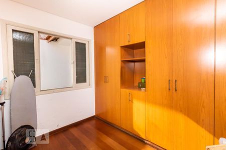 Casa para alugar com 310m², 5 quartos e 2 vagas Casa para alugar com 310m², 5 quartos e 2 vagasQuarto 1