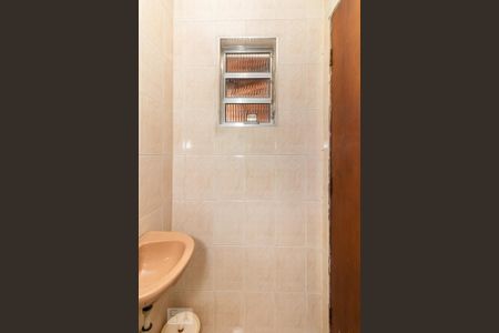 Casa para alugar com 310m², 5 quartos e 2 vagas Casa para alugar com 310m², 5 quartos e 2 vagasLavabo