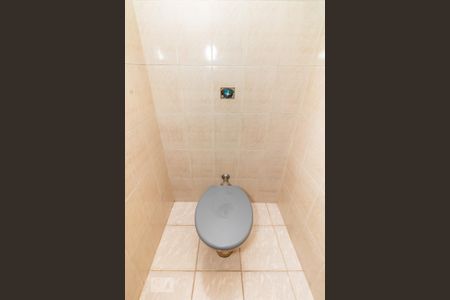 Casa para alugar com 310m², 5 quartos e 2 vagas Casa para alugar com 310m², 5 quartos e 2 vagasLavabo