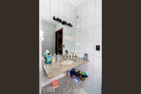 Casa para alugar com 310m², 5 quartos e 2 vagas Casa para alugar com 310m², 5 quartos e 2 vagasBanheiro da Suíte 2