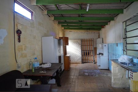 Casa à venda com 200m², 3 quartos e 5 vagasgalpão