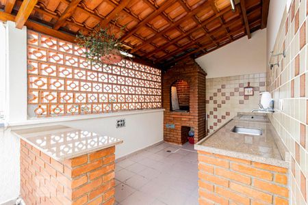 Apartamento à venda com 237m², 3 quartos e 2 vagasCobertura - Varanda/ Churrasqueira