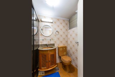 Apartamento à venda com 237m², 3 quartos e 2 vagasBanheiro social