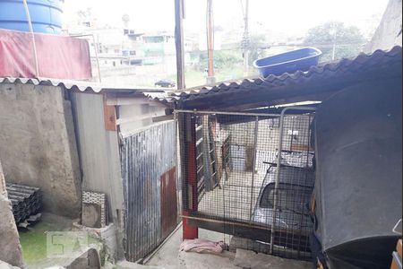 Casa à venda com 100m², 3 quartos e 1 vaga Casa à venda com 100m², 3 quartos e 1 vagaQuintal