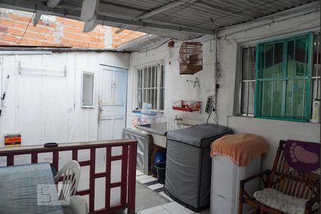Casa à venda com 100m², 3 quartos e 1 vaga Casa à venda com 100m², 3 quartos e 1 vagaCasa 1 - Lavanderia