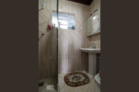 Casa à venda com 125m², 3 quartos e 3 vagas Casa à venda com 125m², 3 quartos e 3 vagasBanheiro
