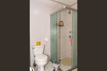 Apartamento à venda com 106m², 4 quartos e 2 vagas Apartamento à venda com 106m², 4 quartos e 2 vagasBanheiro da Suíte