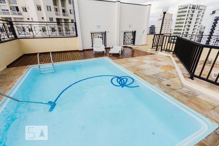 Apartamento à venda com 54m², 2 quartos e 1 vaga Apartamento à venda com 54m², 2 quartos e 1 vagaÁrea comum - Piscina