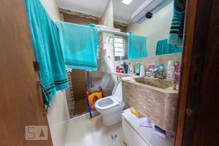 Casa à venda com 320m², 3 quartos e 1 vaga Casa à venda com 320m², 3 quartos e 1 vagaBanheiro da Suíte 2