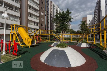 Apartamento à venda com 159m², 4 quartos e 3 vagas Apartamento à venda com 159m², 4 quartos e 3 vagasPlayground