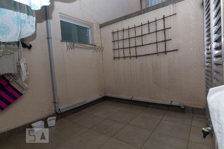 Apartamento à venda com 162m², 3 quartos e 2 vagas Apartamento à venda com 162m², 3 quartos e 2 vagasÁrea de serviço