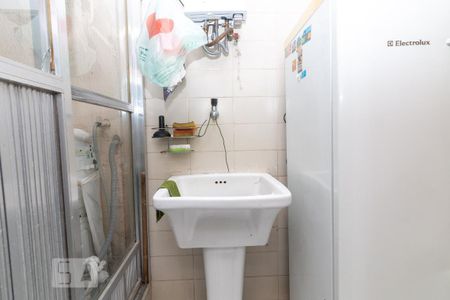 Apartamento à venda com 162m², 3 quartos e 2 vagas Apartamento à venda com 162m², 3 quartos e 2 vagasÁrea de serviço