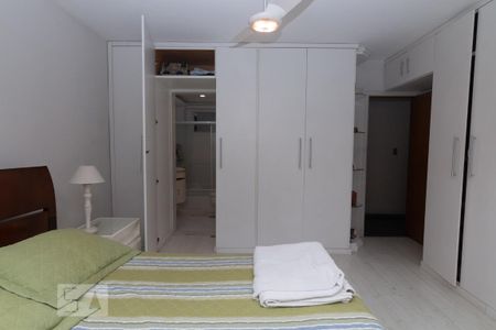 Apartamento à venda com 162m², 3 quartos e 2 vagas Apartamento à venda com 162m², 3 quartos e 2 vagasQuarto 2- Suíte