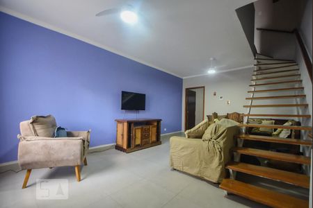 Sala de casa para alugar com 2 quartos, 100m² em Chácara Santo Antônio (zona Sul), São Paulo