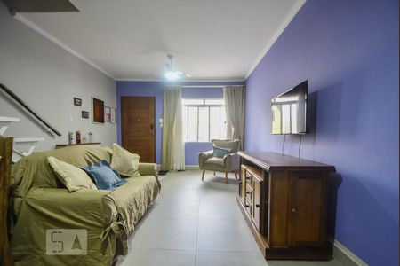 Sala de Estar de casa para alugar com 2 quartos, 100m² em Chácara Santo Antônio (zona Sul), São Paulo