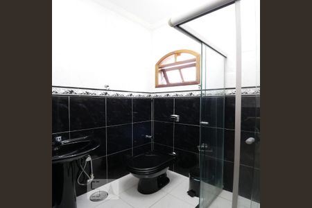 Casa à venda com 375m², 7 quartos e 3 vagasBanheiro 2