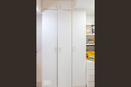 Apartamento à venda com 97m², 2 quartos e 1 vagaQuarto de Serviço