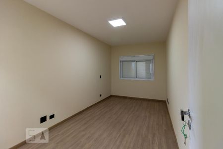 Casa de condomínio à venda com 297m², 4 quartos e 2 vagas Casa de condomínio à venda com 297m², 4 quartos e 2 vagasQuarto 2