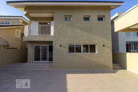 Casa de condomínio à venda com 297m², 4 quartos e 2 vagas Casa de condomínio à venda com 297m², 4 quartos e 2 vagasQuintal