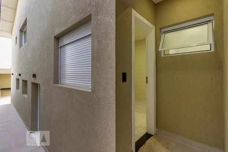 Casa de condomínio à venda com 297m², 4 quartos e 2 vagas Casa de condomínio à venda com 297m², 4 quartos e 2 vagasCorredor Lateral