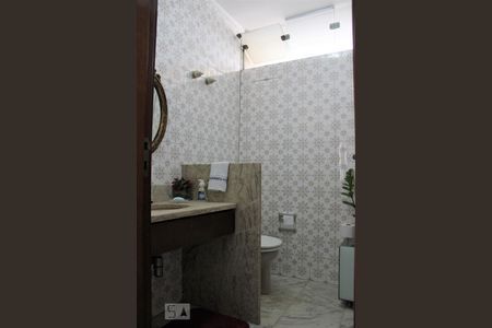 Casa à venda com 500m², 5 quartos e 5 vagasBanheiro social