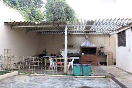 Casa à venda com 500m², 5 quartos e 5 vagasChurrasqueira
