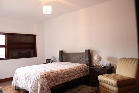 Casa à venda com 500m², 5 quartos e 5 vagasQuarto 3